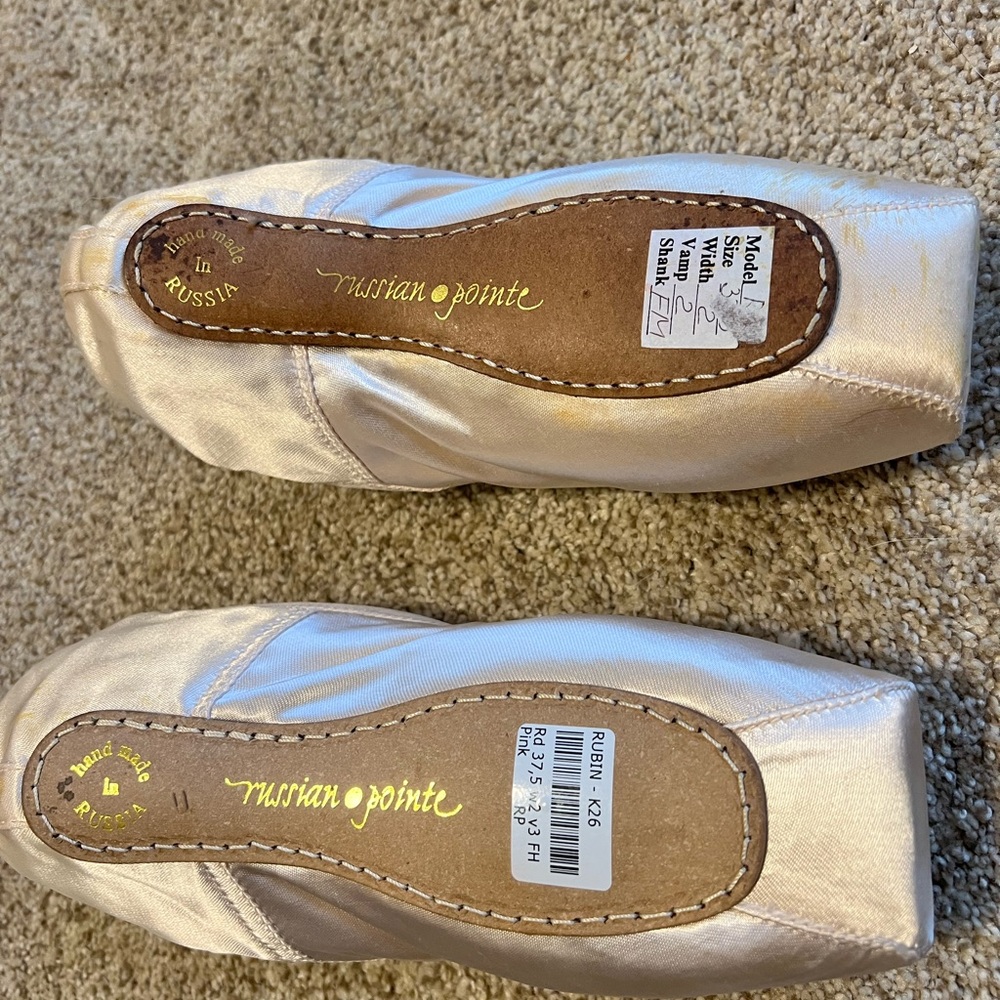 Russian Pointe Rubin pointe shoes